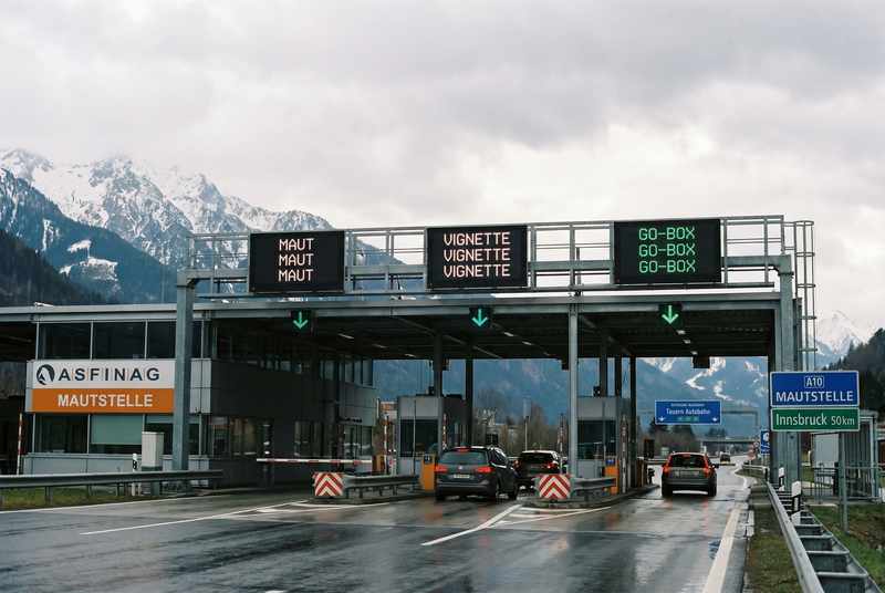 Vignette Richtig Anbringen: Anleitung fuer die Klebevignette
